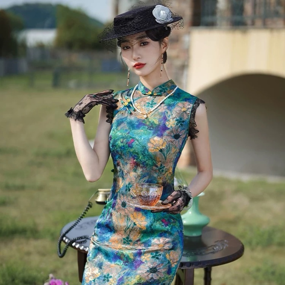 Chinese Laundry Blue Sleeveless Sheath Dress